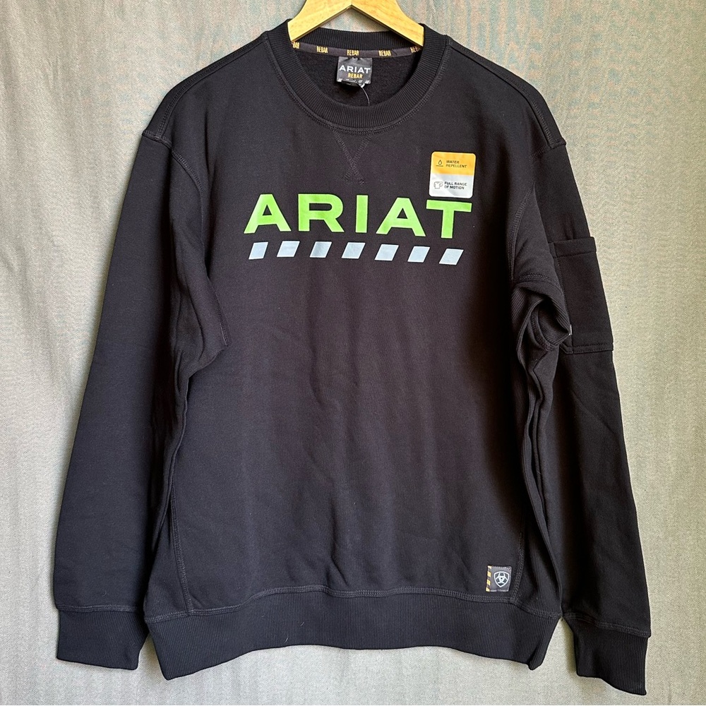 Ariat Men's Black Crewneck Sweater size M